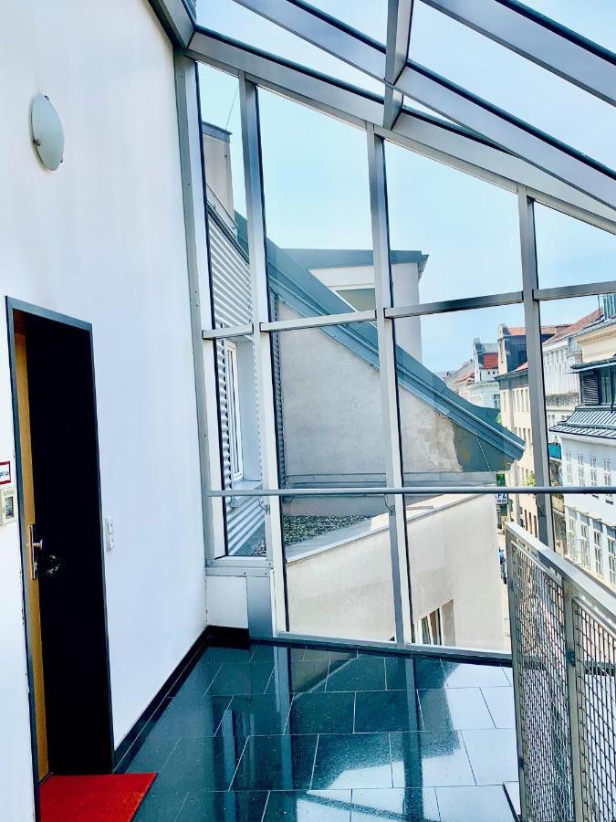 Luxurious City Apartment Incl Garage And Terrace فيينا المظهر الخارجي الصورة